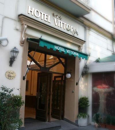 Hotel Vittoria Помпеи Экстерьер фото